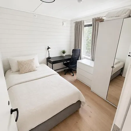 With Sea View, Balcony And Parking * Μπέργκεν